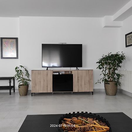Loft Abantos - 120M2 Mas Terraza Y Jardin Independiente San Lorenzo de El Escorial Ngoại thất bức ảnh